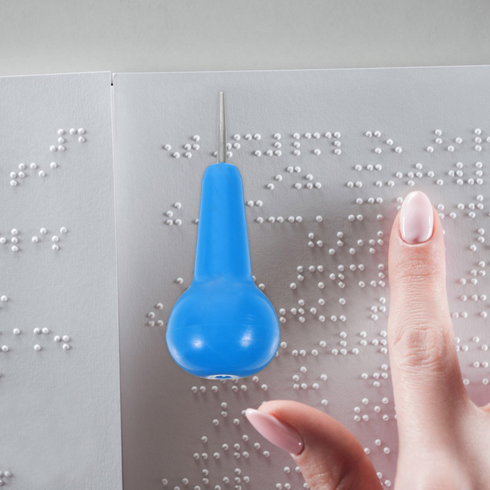 Writing Tools - Caneta para escrita em Braille, feita